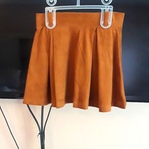 Girls Brand New Faux Suede Flared Skirt Sz 4
